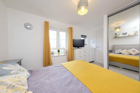 9 Clippens Drive, Edinburgh, EH17 8TU