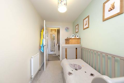 9 Clippens Drive, Edinburgh, EH17 8TU