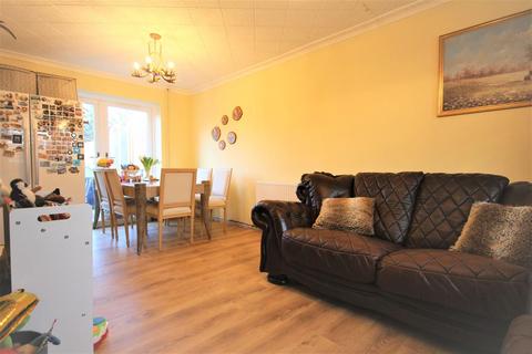 20 Highstead Crescent, Erith, DA8 3JD