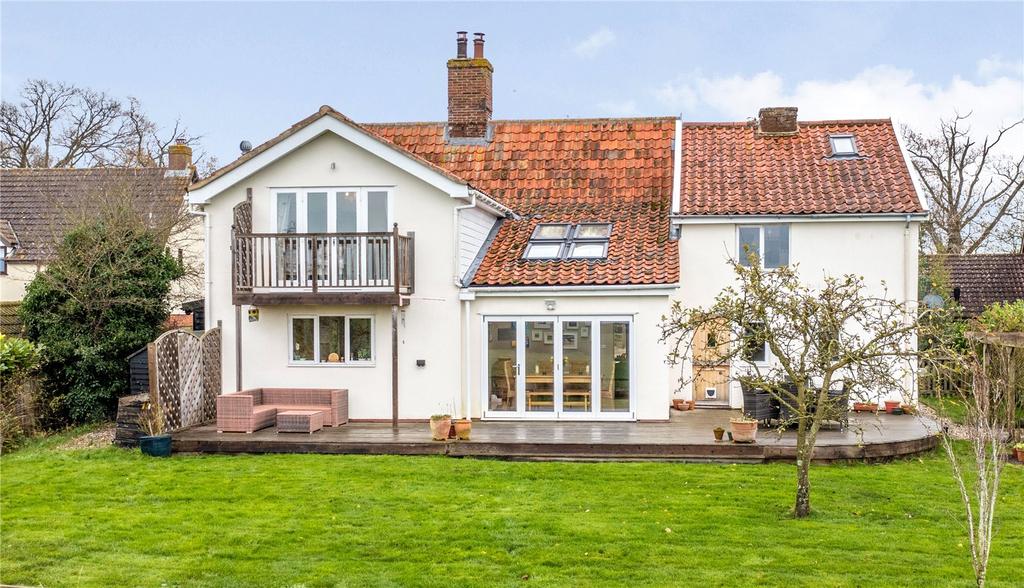 Clopton, Woodbridge, Suffolk, IP13 5 bed detached house £795,000