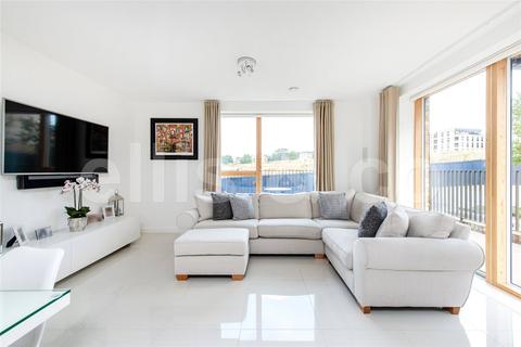 Flat 5, Caledonian Building, 5 Regiment Hill, London, NW7 1FS