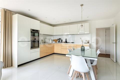 Flat 5, Caledonian Building, 5 Regiment Hill, London, NW7 1FS