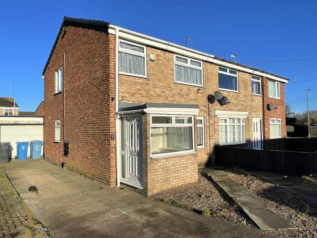 Foxholme Road, Hull, HU7 3 bed semidetached house £600 pcm (£138 pw)