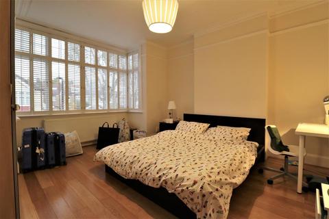 5 bedroom semi-detached house to rent - Hart Grove, Ealing, London
