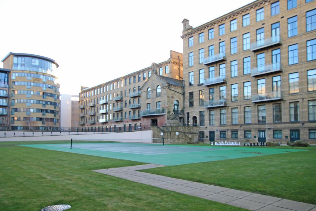 Victoria Mills, Salts Mill Road, Shipley, Bradford, BD17 2 bed flat to