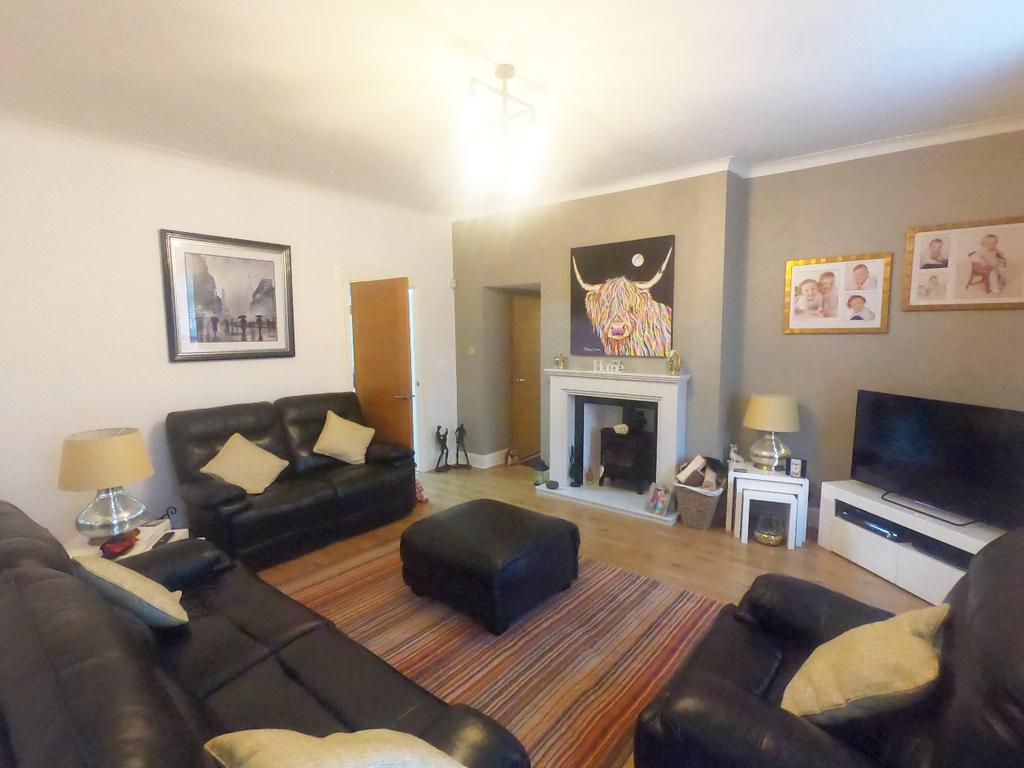 Gallowhill, Larkhall ML9 3 bed detached house £259,995