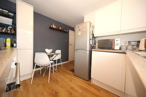 36 Linbridge Way, Luton, LU2 9TU