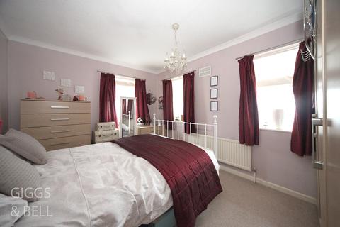 36 Linbridge Way, Luton, LU2 9TU