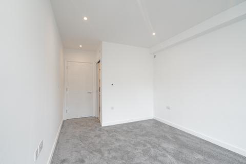3 bedroom flat for sale - Forty Lane, Wembley HA9