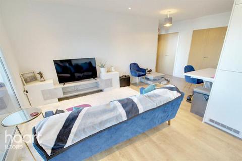 2 bedroom apartment to rent, Cambridge Road, Barking