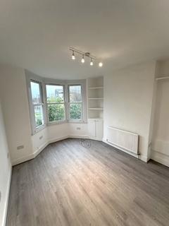 2 bedroom flat to rent, Mount Pleasant Road, london, N17