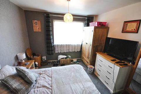3 bedroom end of terrace house for sale - Barton Hill Road, Bristol