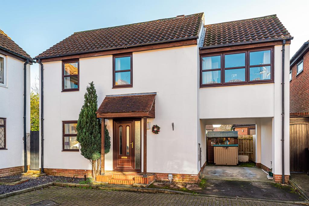 Waltham Court, Beverley, East... 2 bed detached house £200,000