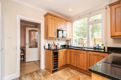 1 Brookfield Road, Bedford, MK41 9JY