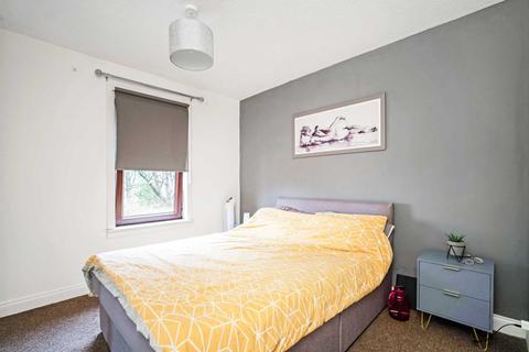 63 Denholm Way, Beith, KA15 1BN