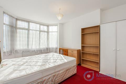 19 Chartham Road, London, SE25 4HN