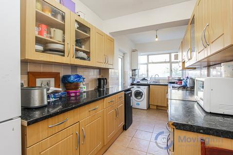 19 Chartham Road, London, SE25 4HN