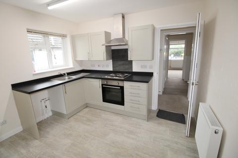 3 bedroom flat to rent, New Road, West Parley BH22