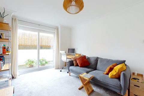 undefined, Amyand Park Road, Twickenham