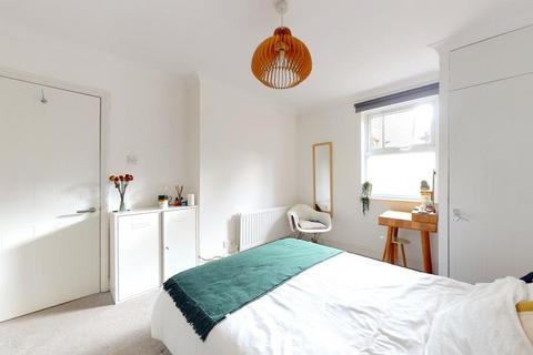 undefined, Amyand Park Road, Twickenham