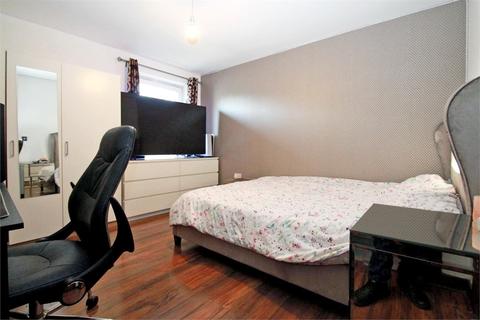 2 bedroom flat for sale - Denham, UXBRIDGE, Buckinghamshire