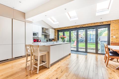 13 Chalcroft Road, London, SE13 5RE