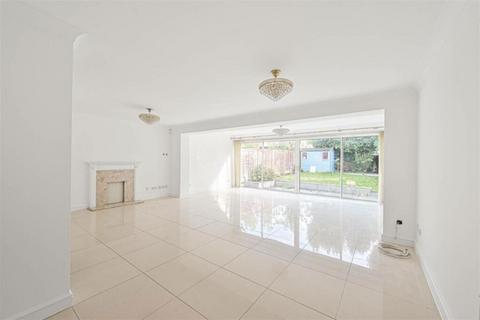 5 bedroom house to rent, Darlands Drive, Barnet, EN5