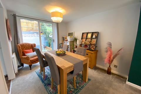 30 Ben Jonson Close, Torquay, TQ2 6BT