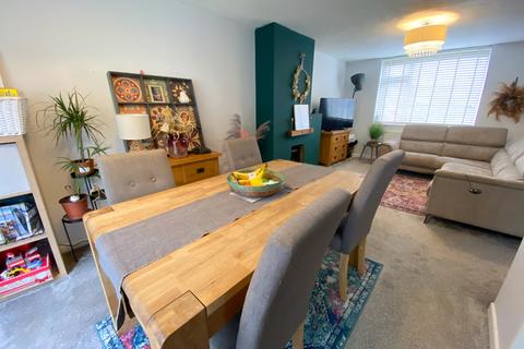 30 Ben Jonson Close, Torquay, TQ2 6BT