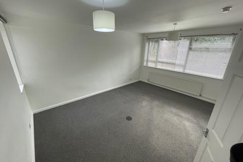 2 bedroom apartment to rent - Branksome Wood Road, Bournemouth