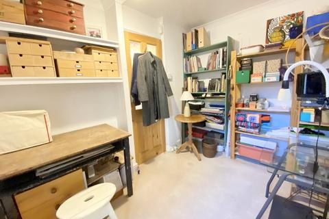 2 Carmen Square, Heamoor, Penzance, TR18 3HH