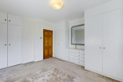 1 bedroom maisonette to rent, Lewes Road, East Grinstead