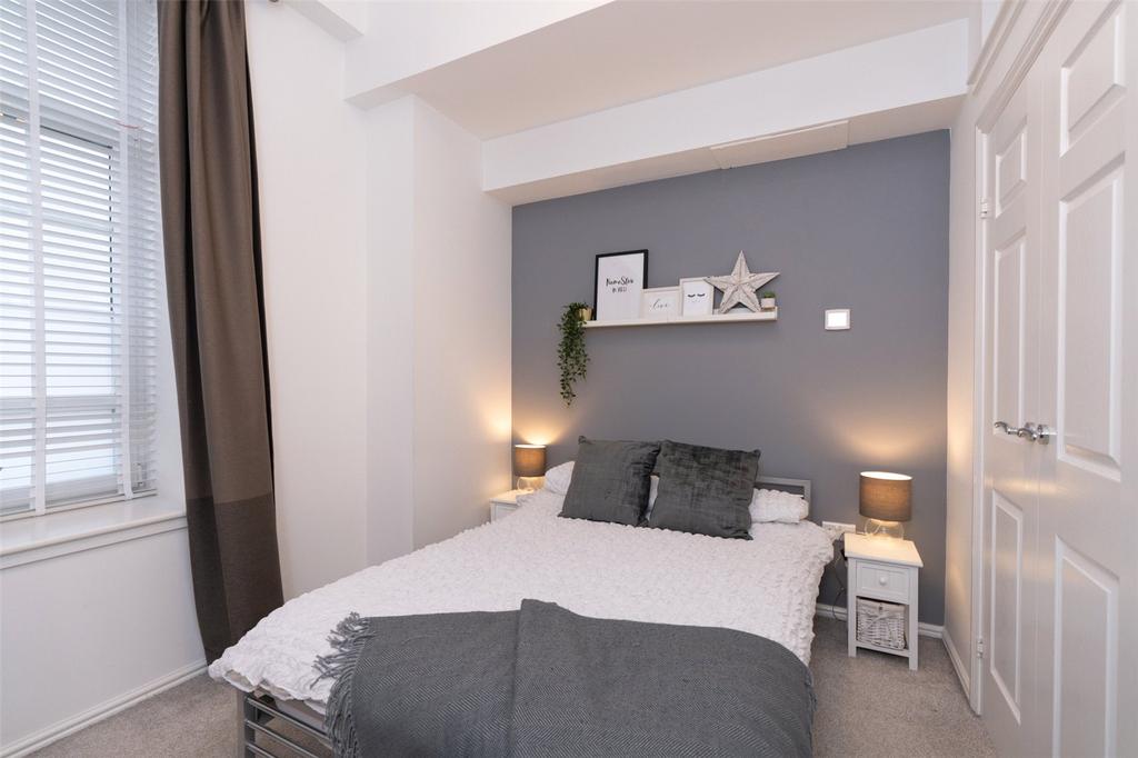 Bedroom Alt
