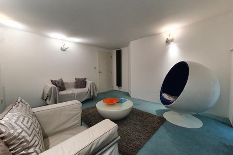 2 bedroom apartment to rent, Crown Street Flat B, Aberdeen