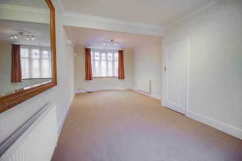 3 bedroom semi-detached house to rent - Grosvenor Road, Old Town, Swindon