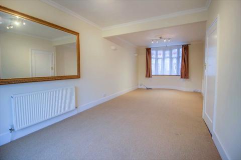 3 bedroom semi-detached house to rent - Grosvenor Road, Old Town, Swindon