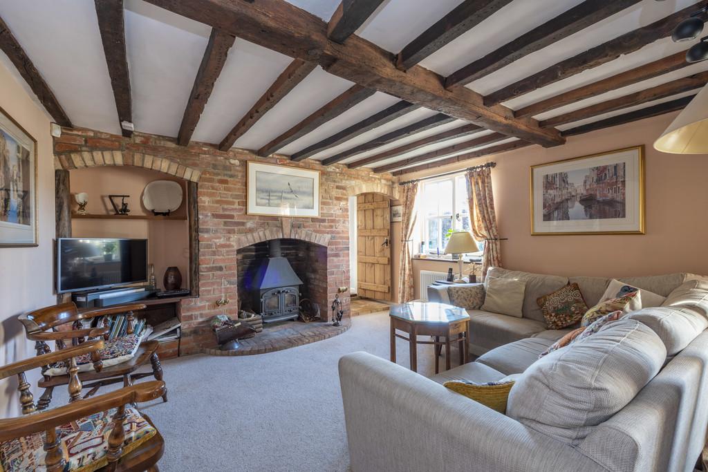 Hacheston - Fenn Wright Signature 3 bed cottage - £695,000
