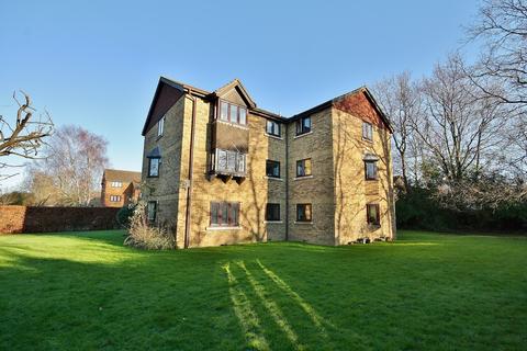 18 Beta Road, Woking, GU22 8EF