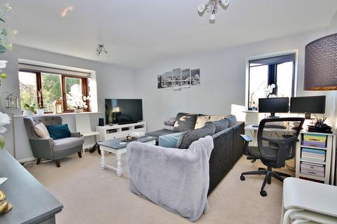 18 Beta Road, Woking, GU22 8EF