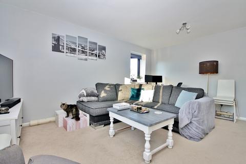 18 Beta Road, Woking, GU22 8EF