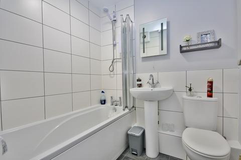18 Beta Road, Woking, GU22 8EF