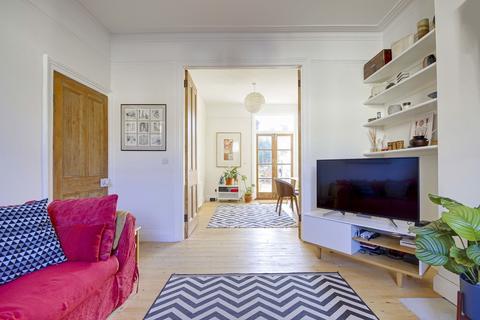 3 Manor Park Road, London, N2 0SN