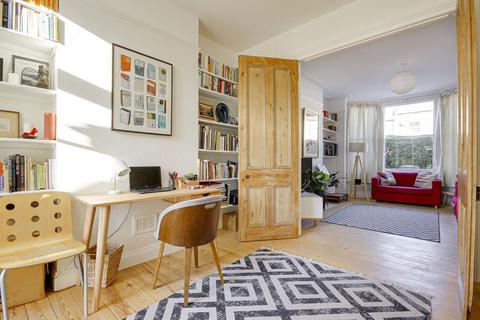 3 Manor Park Road, London, N2 0SN