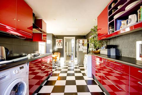 3 Manor Park Road, London, N2 0SN