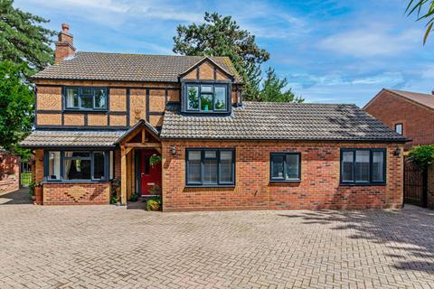 5 bedroom detached house for sale, Coton Lane, Tamworth B79