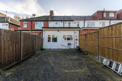 71 Park Avenue, Southall, UB1 3AJ