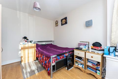 71 Park Avenue, Southall, UB1 3AJ