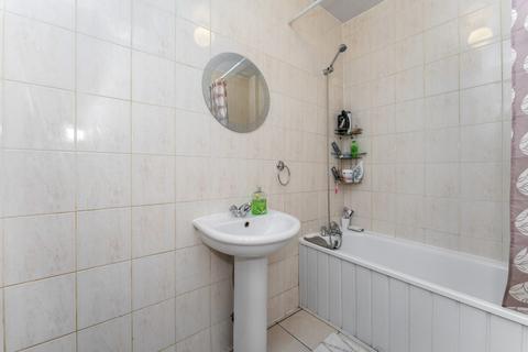 71 Park Avenue, Southall, UB1 3AJ