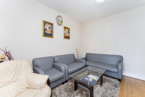 71 Park Avenue, Southall, UB1 3AJ