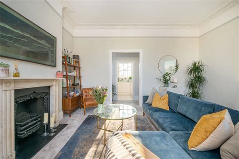 14 Canonbury Square, London, N1 2AL